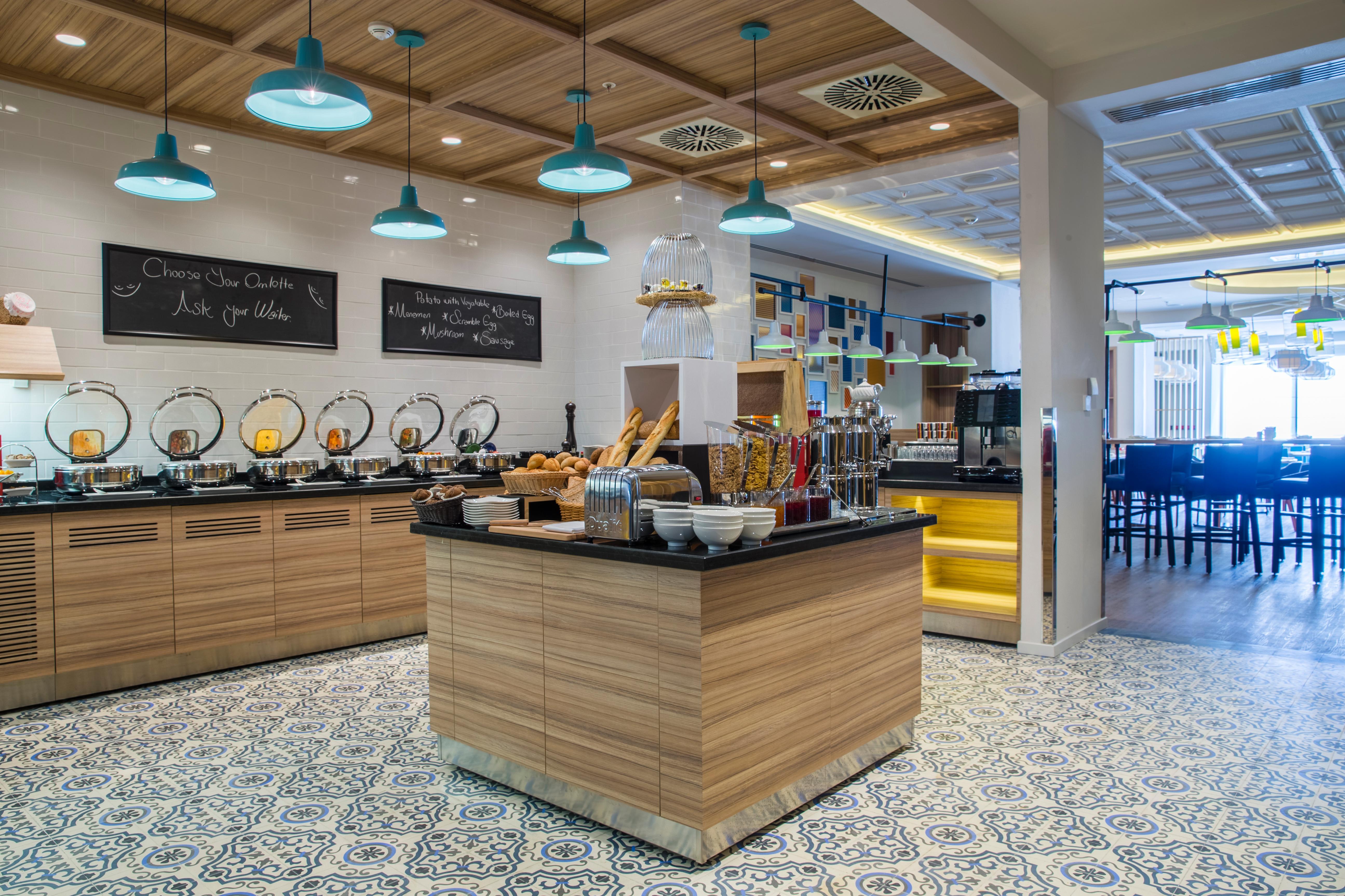 Park Inn By Radisson Istanbul Ataturk Airport — Photos 2